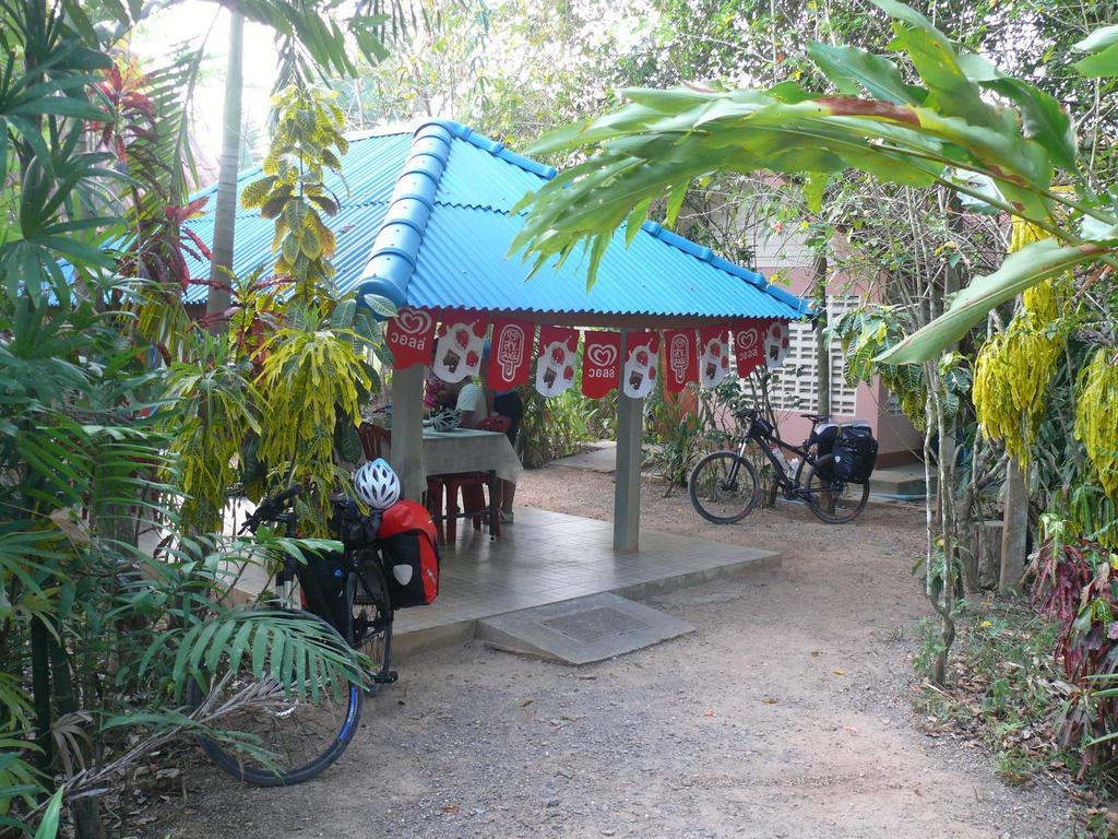 苏安班邦住宿加早餐旅馆 Plai Phraya 外观 照片