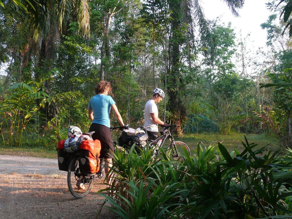 苏安班邦住宿加早餐旅馆 Plai Phraya 外观 照片